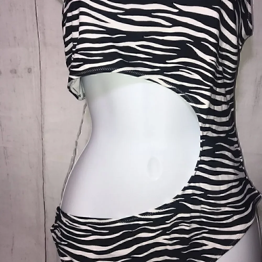 Fashion Nova zebra print